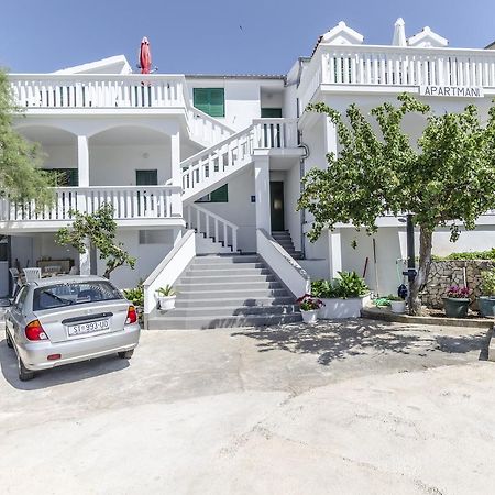 Apartments Olivera Рогозница Экстерьер фото