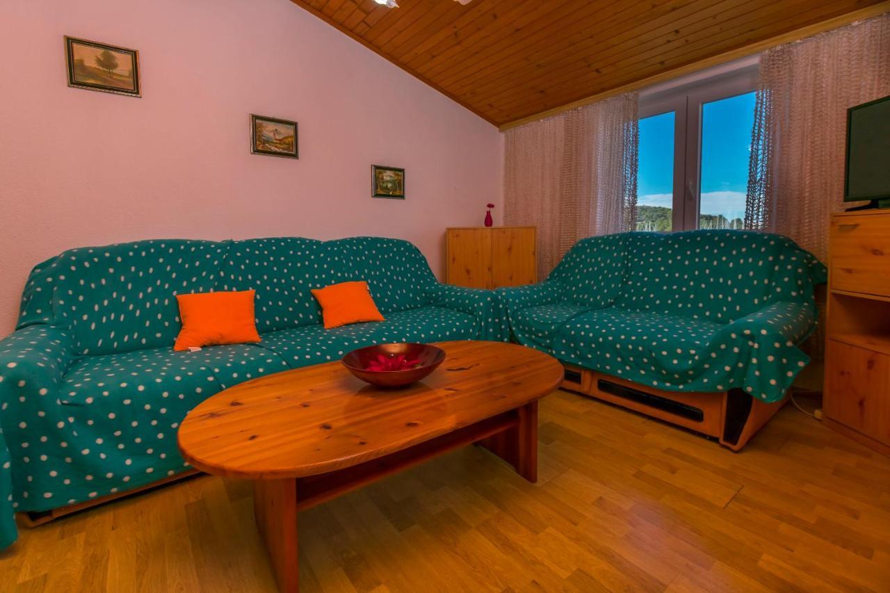 Apartments Olivera Рогозница Экстерьер фото
