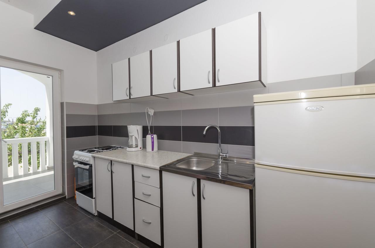 Apartments Olivera Рогозница Экстерьер фото